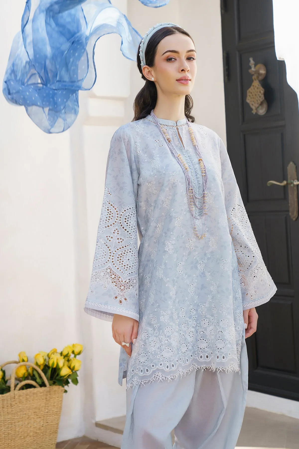 EMBROIDERED PRINTED LAWN UF-582