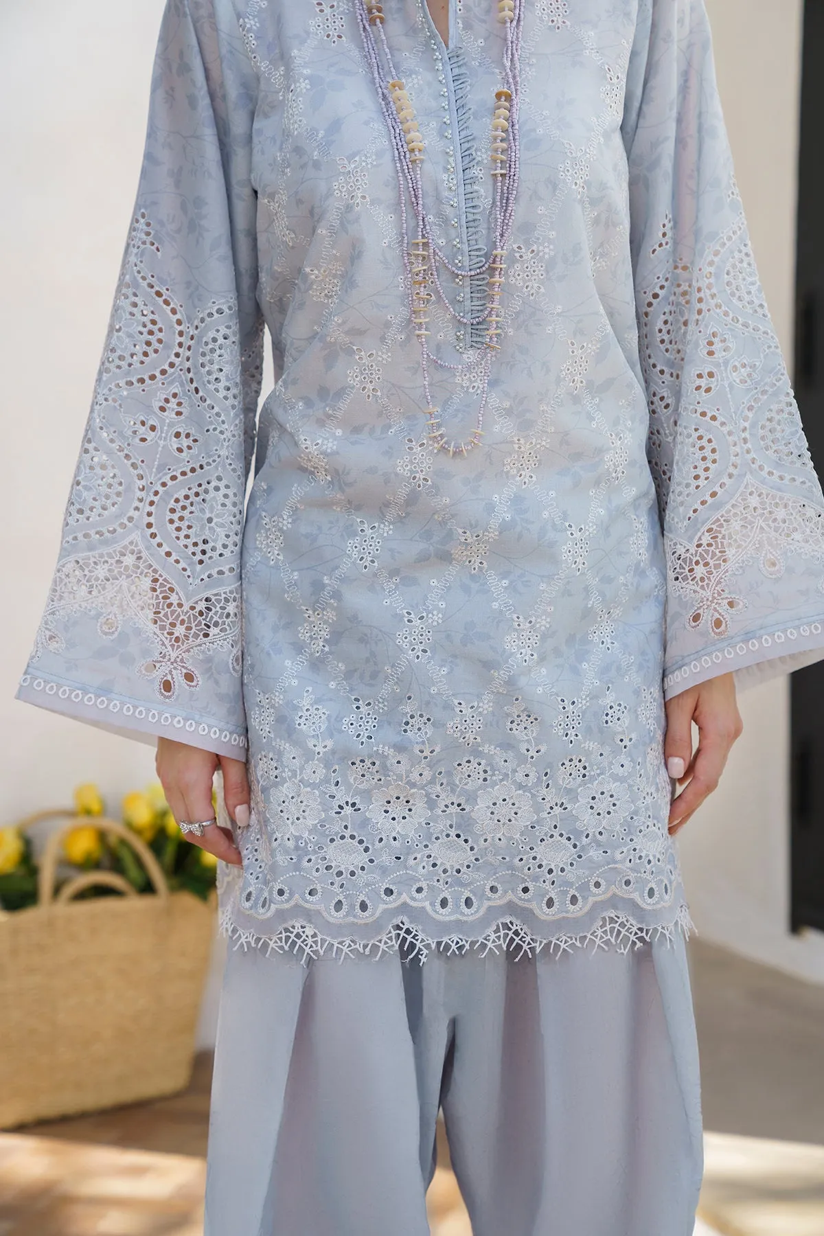 EMBROIDERED PRINTED LAWN UF-582