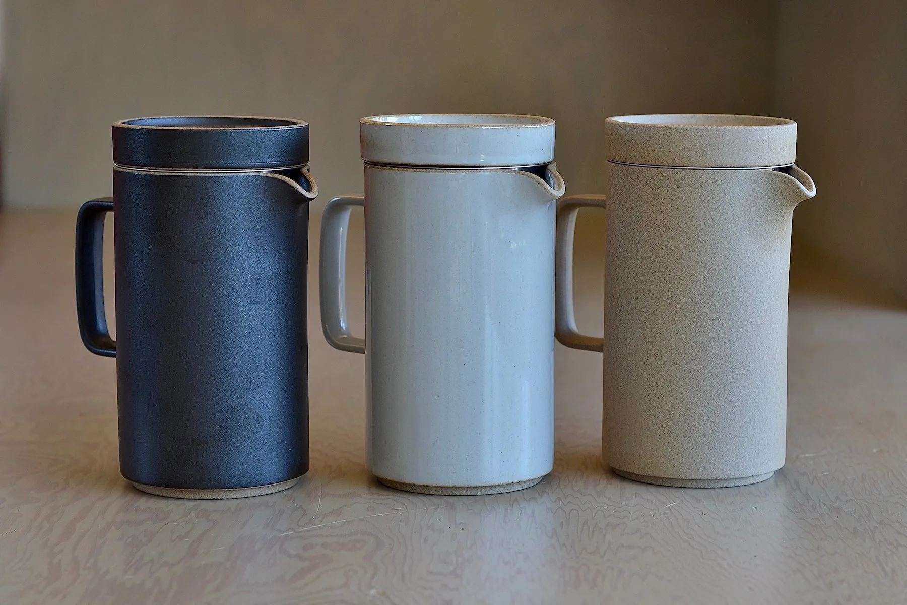 Hasami Tall Teapot in Black