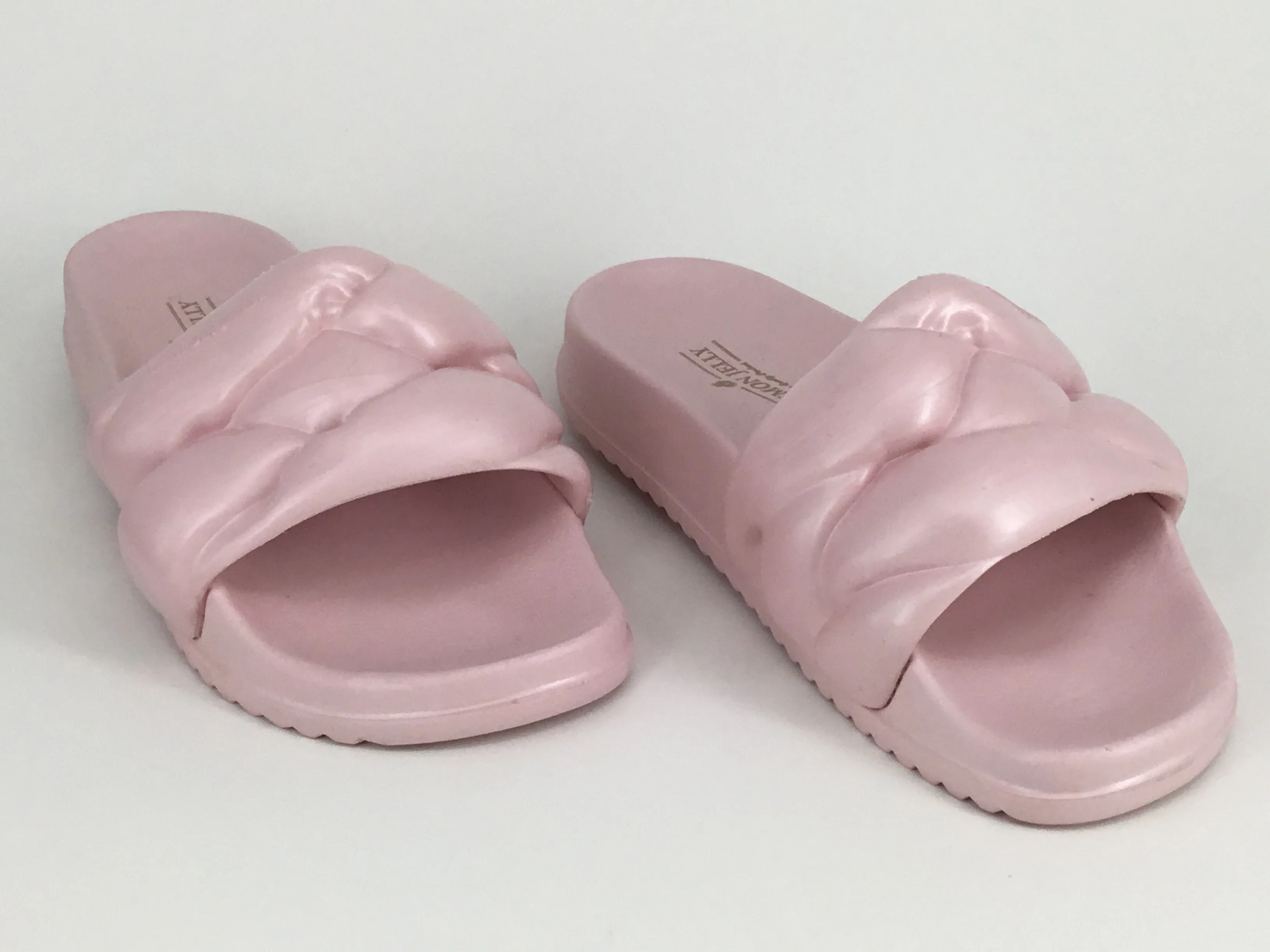 Lemon Jelly Cocoon available in 6 colours.