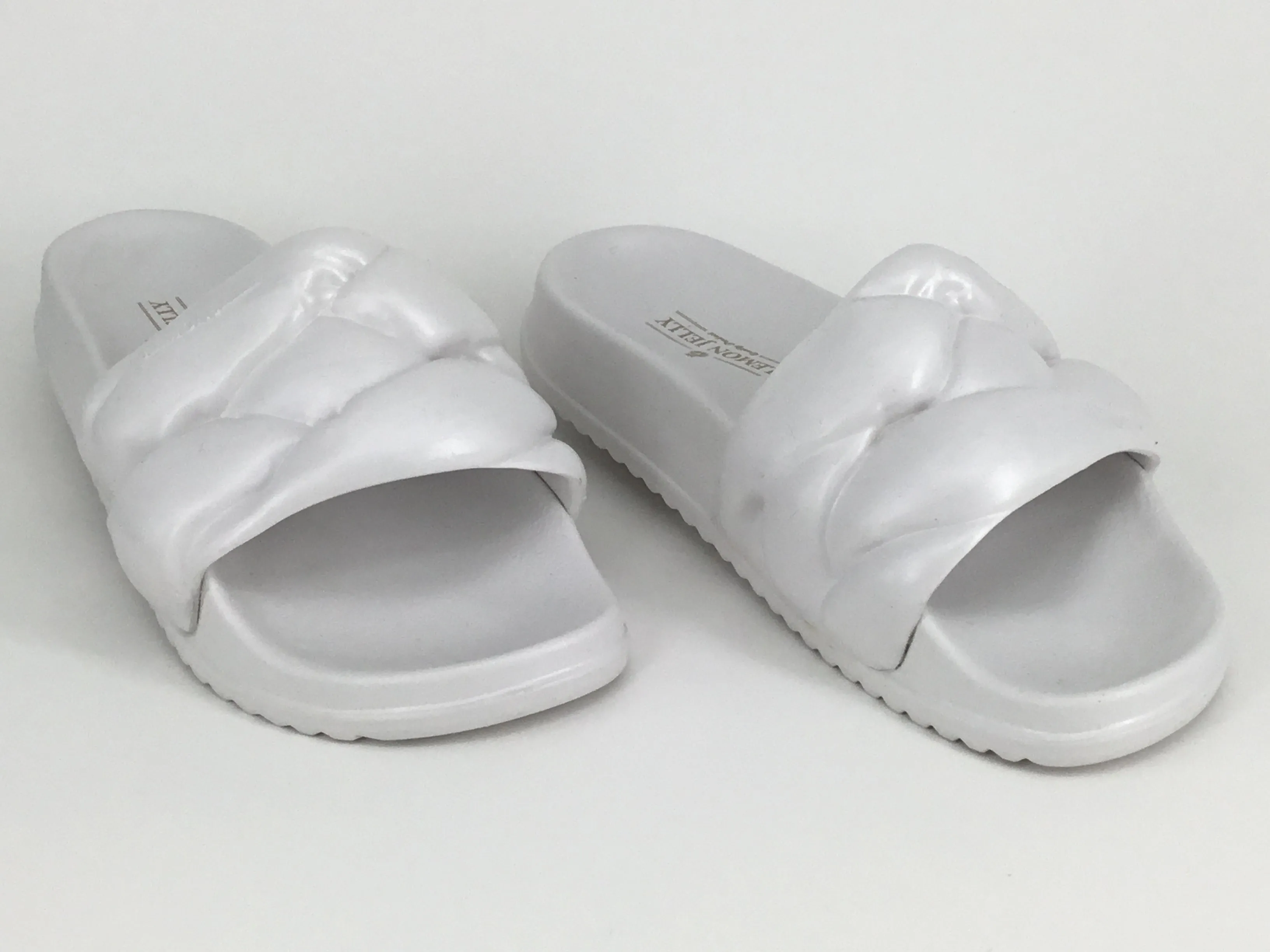 Lemon Jelly Cocoon available in 6 colours.