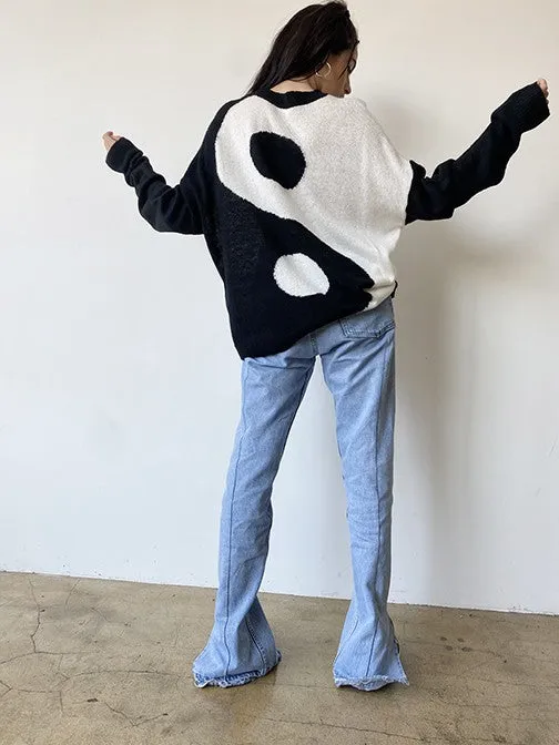 YING YANG SWEATER